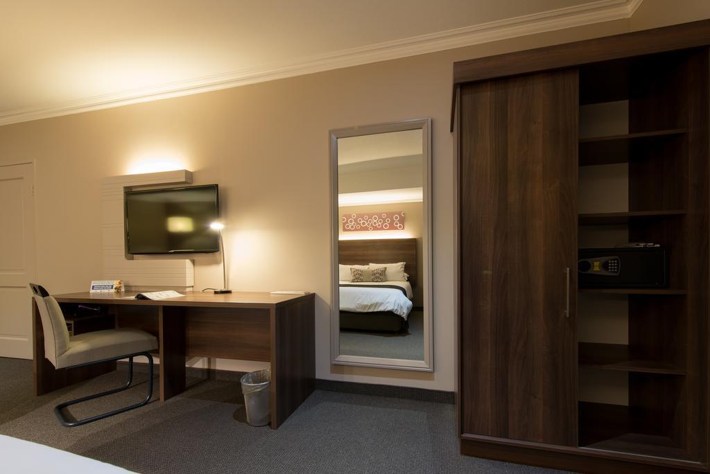 Birchwood Hotel And Or Tambo Conference Centre Boksburg Ngoại thất bức ảnh